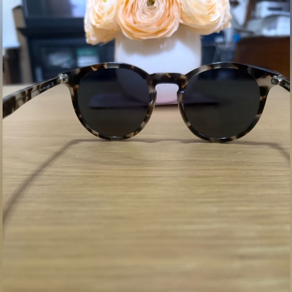 Illesteva Brown/grey Tortoise Sunglasses - Picture 2 of 5